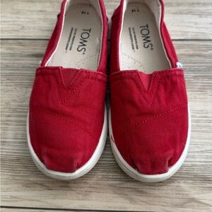 TOMS kids Shoes